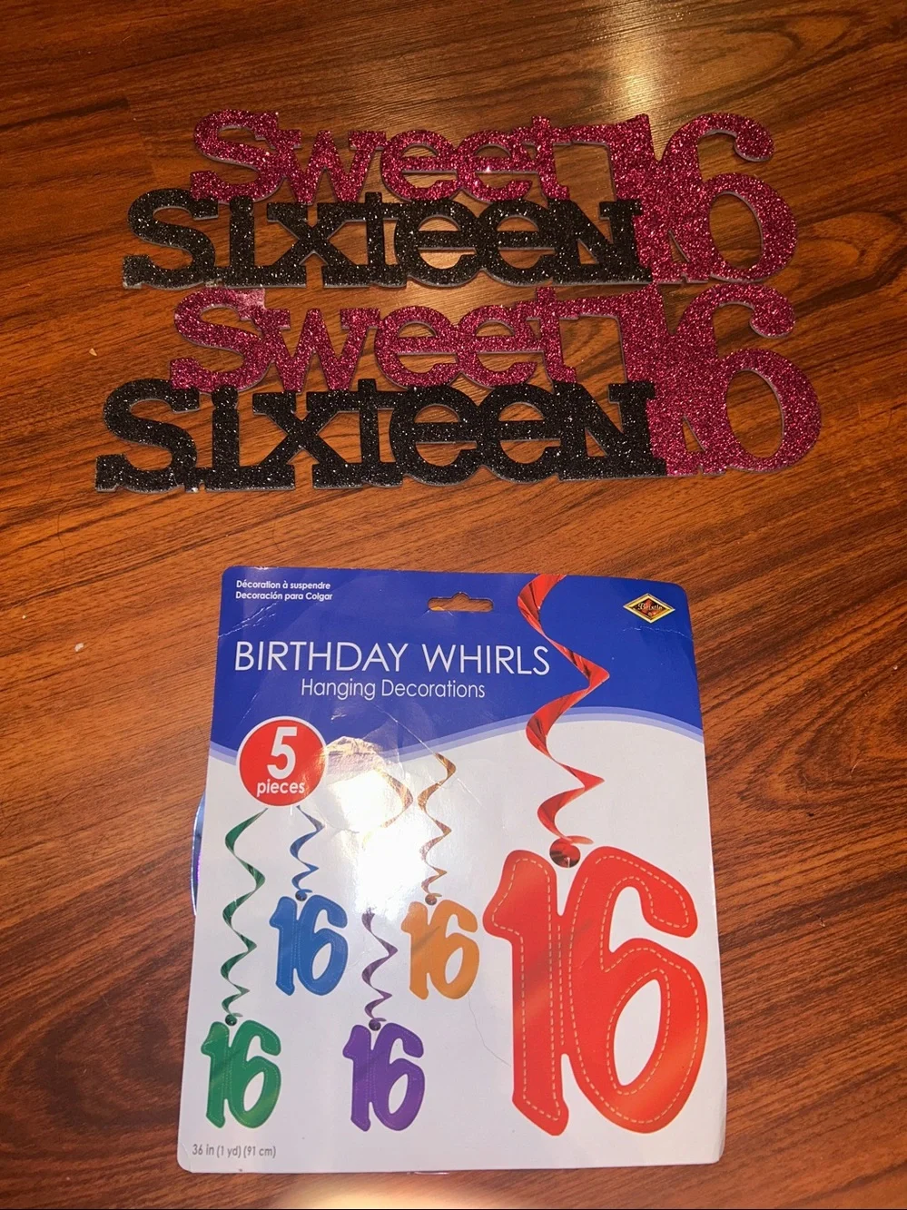 Sweet 16 Party Accessories Bundle of 2